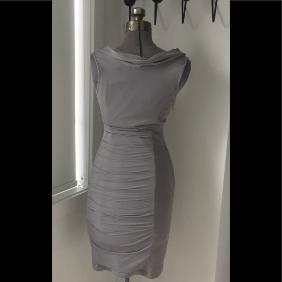 🌟 BCBG Max Azria dress - 2 - Picture 4 of 8